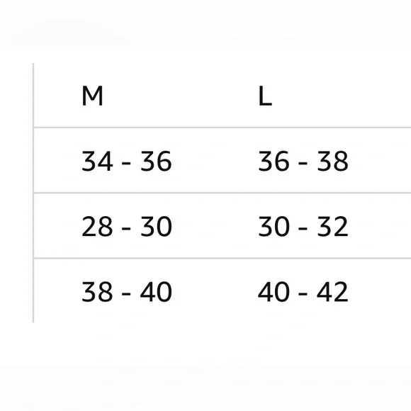 Elegant Black Off-Shoulder Dress - Picture 5 of 8